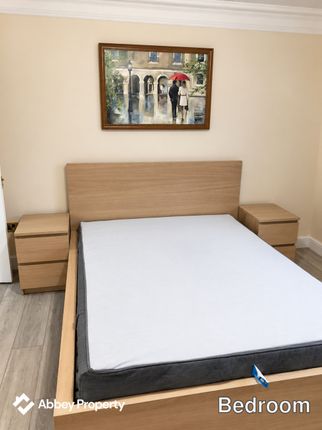 Room 4 Wardown Crescent, Luton photo 2