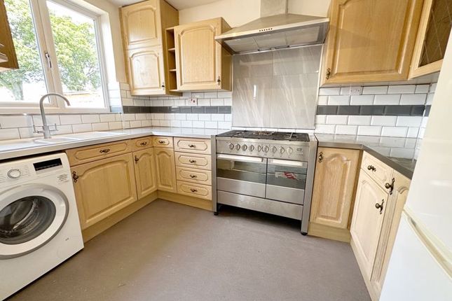 77, New Beacon Road, Grantham photo 4