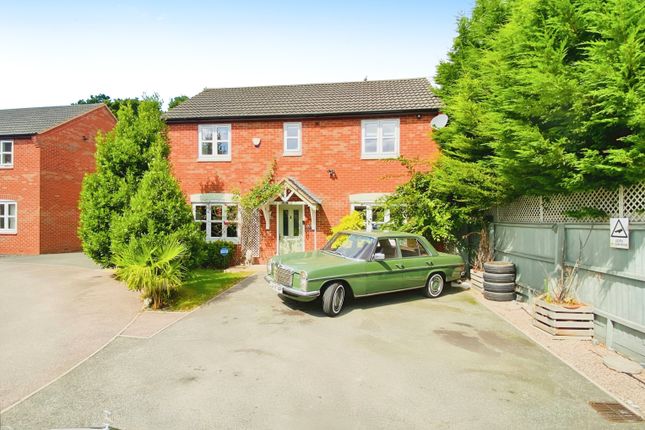 Thumbnail Detached house for sale in Lodge Close, Leicester Forest East