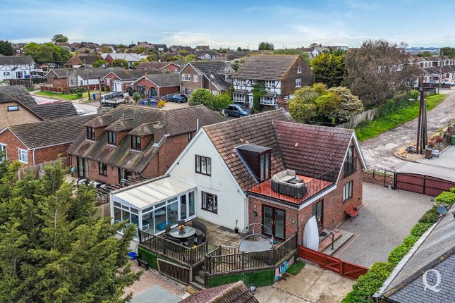 53, Seathorpe Avenue, Sheerness photo 4