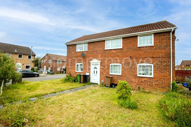 Studio house on Bunting Road, Luton, £90,000