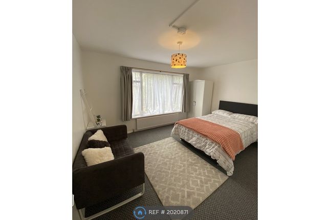 Thumbnail Room to rent in Bromley, Bromley