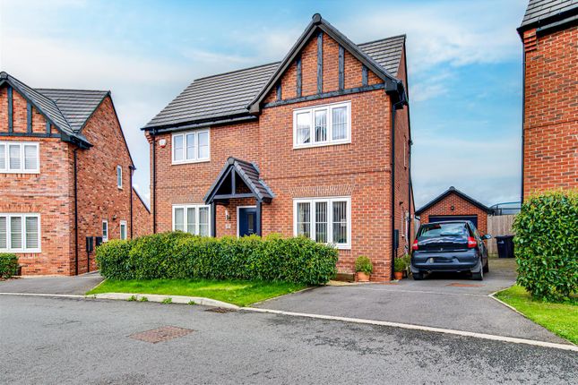 Thumbnail Detached house for sale in Fieldfare Close, Congleton