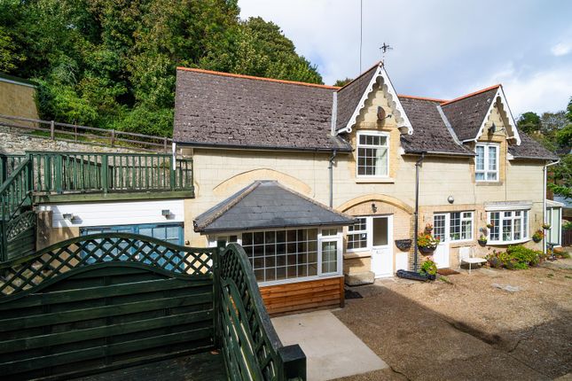 2 Edgeley, The Grove, Ventnor photo 4