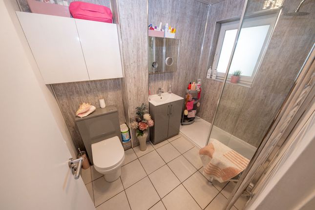 13 Stuart Court, Regal Close, Portsmouth photo 3