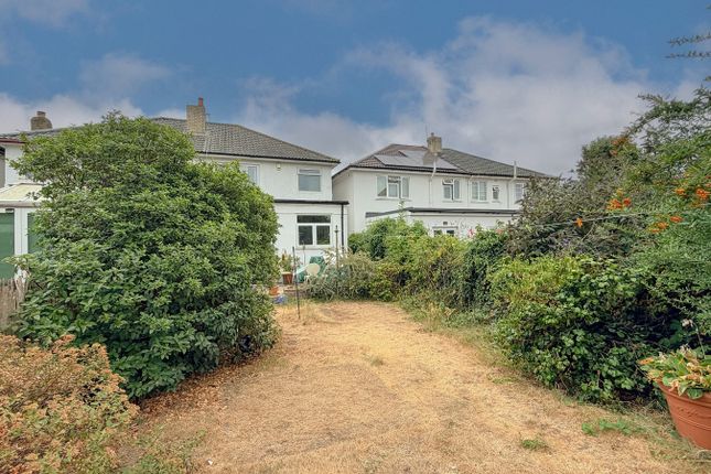 29, Tamworth Park, Mitcham photo 4