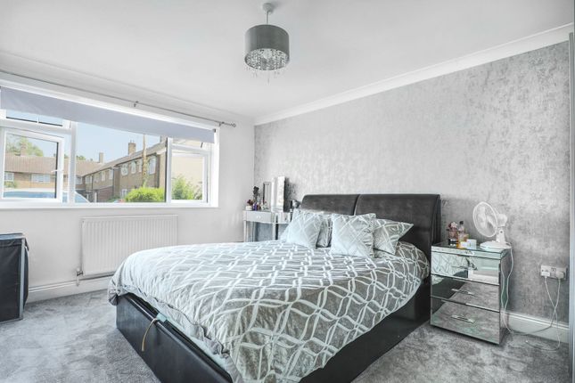 31 Cunningham Road, Waltham Cross photo 4