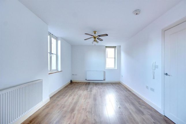 Apartment 1, 15b Upper Wellington Street, Upper Wellington Street, Nottingham photo 4