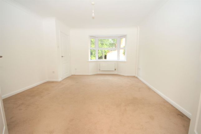 47, Conningsby Close, Bromley Cross, Bolton, Greater Manchester photo 2