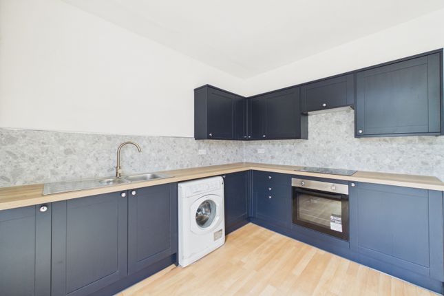 53, Dodsworth Avenue, York photo 4