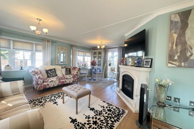 Birch House, Cundall Drive, York photo 3