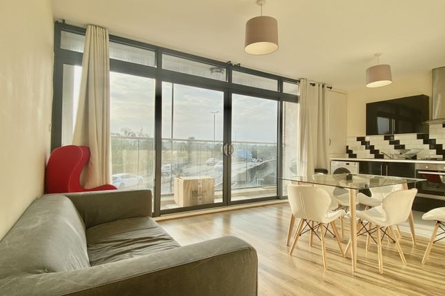 Flat 6, 1D, Caxton Road, Wimbledon photo 2