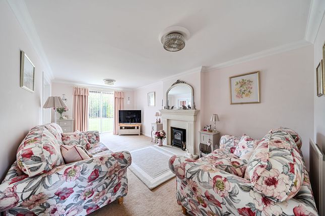 17, Great Portway, Bedford photo 2