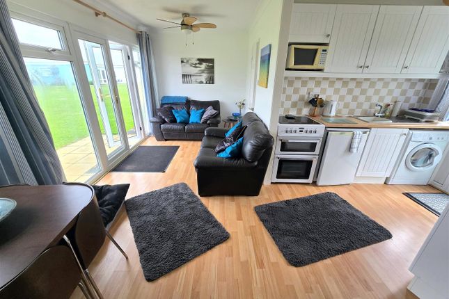 249, Winterton Valley Estate, Edward Road, Winterton-On-Sea photo 3