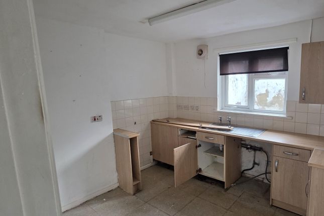 73, Dale Street, Redcar photo 3