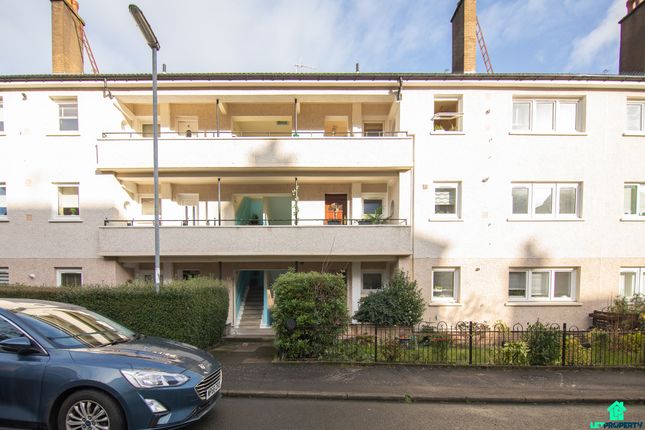 Thumbnail Flat for sale in Thornwood Place, Glasgow