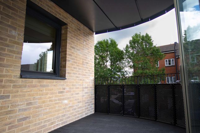 Priory Court, Walthamstow photo 5