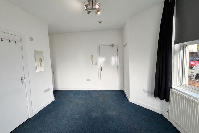 16, Herbert Road, London photo 2