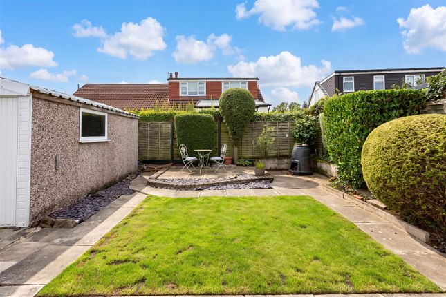 41, The Poplars, Leeds photo 4