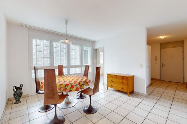 Apartment for sale in Langwiesen, Kanton Zürich, Switzerland