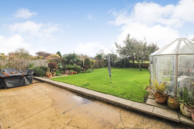 2, Russell Way, Bedford photo 4