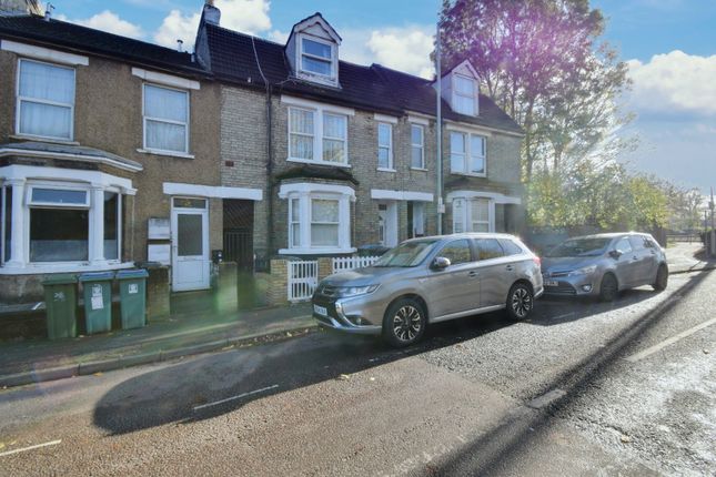 Flat C, 7, Gladstone Road, Hertfordshire photo 4