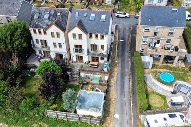 26, Clare Road, Swansea photo 2
