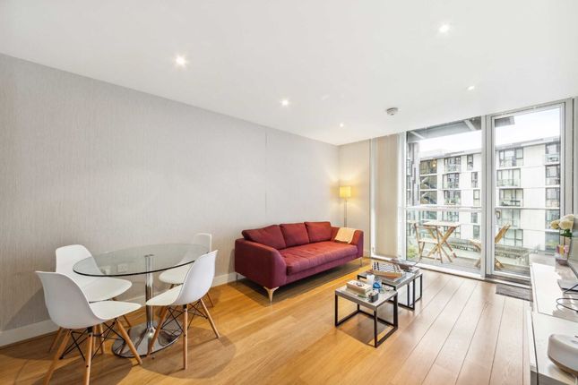 Thumbnail Flat to rent in Times Square, London