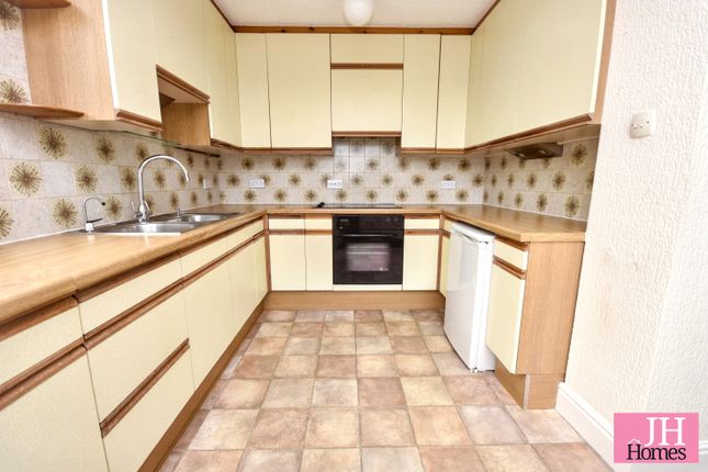 22, Byron Street, Ulverston photo 4