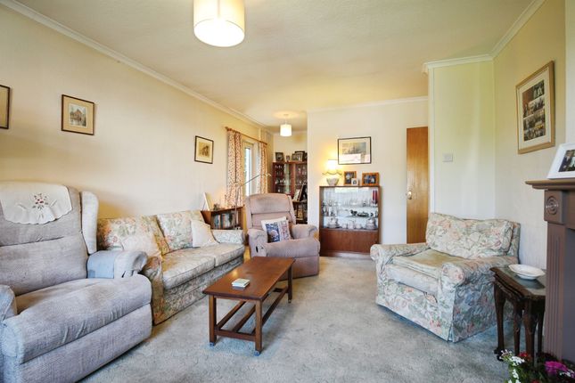Fairwinds, 8, Edwards Road, Salisbury photo 5