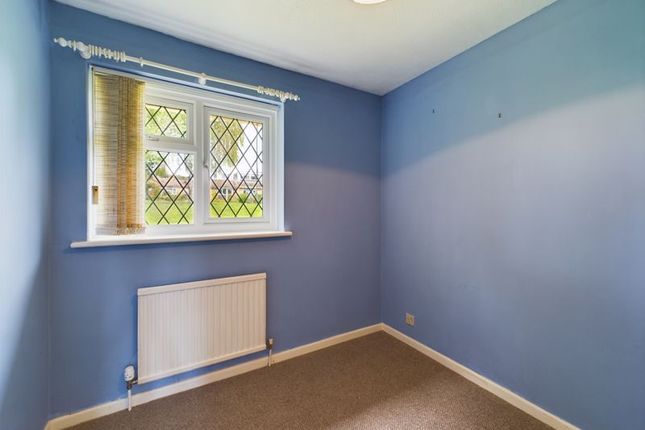 Bungalow for sale in The Beagles, Cashes Green, Stroud