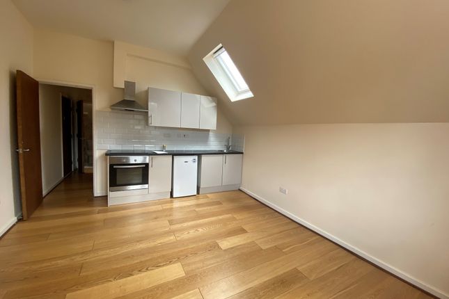 Flat to rent in Portswood Road, Portswood, Southampton