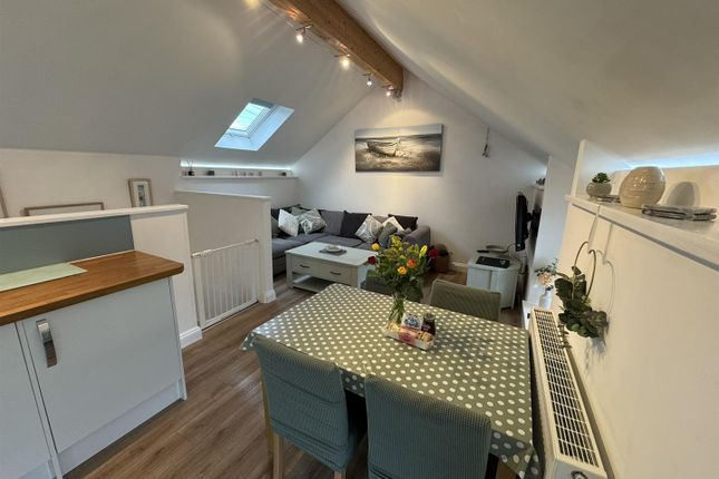 Captains Loft, 4, Bassett Court, Helston photo 3