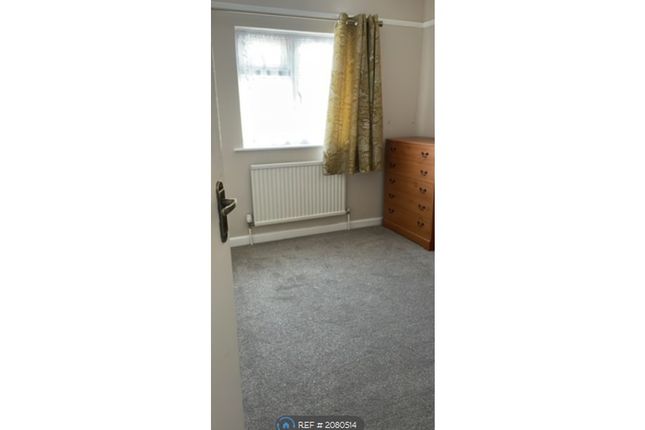 Thumbnail Room to rent in Molesey Road, Hersham, Walton-On-Thames