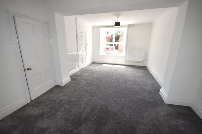 Glanteifi, Water Street, Newcastle Emlyn photo 4