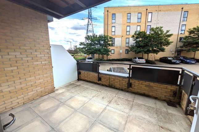 18b Argent House, Handley Page Road, Barking photo 4