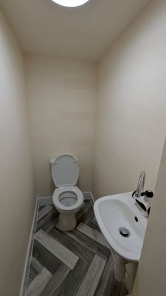 9B Vine Place, Sunderland photo 5