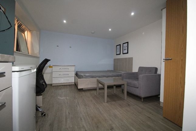 Studio to rent in Winckley Square, Flat 09, Preston, Lancashire