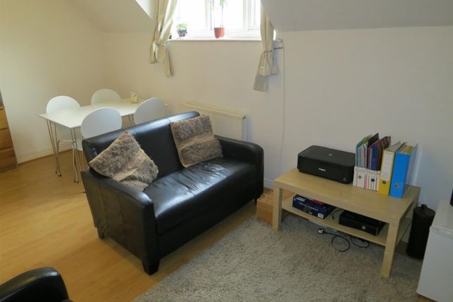 Flat 2, 19, Copson Street, Manchester photo 4