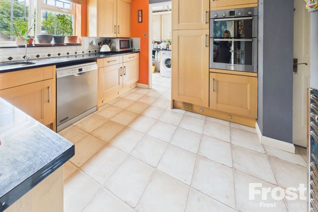 10, Southwold Spur, Berkshire photo 3