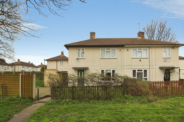 9, Scott Hall Green, Leeds photo 2