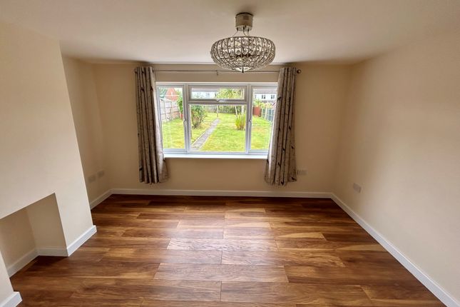 6, Ashby-de-la-Zouch photo 2