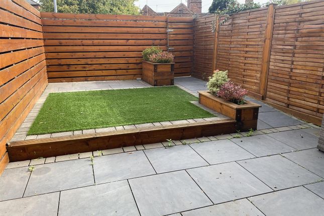 6, Larch Way, Stourport-On-Severn photo 4