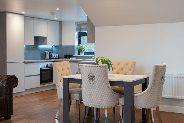 6 Kunle Court, Banstead Road, Purley photo 5