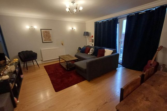 Rushdene, London photo 5