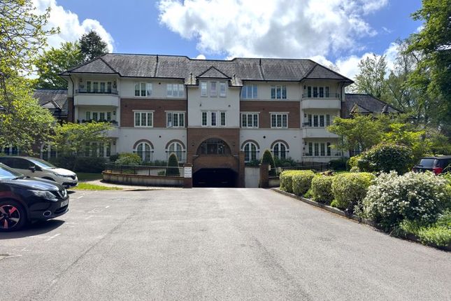 Thumbnail Flat for sale in Wood Road, Hindhead