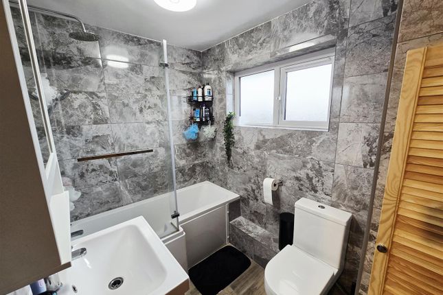 19, Queen Elizabeth Road, Launceston photo 4