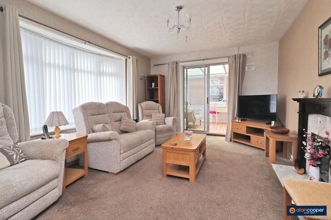 1, Winchester Avenue, Nuneaton photo 2
