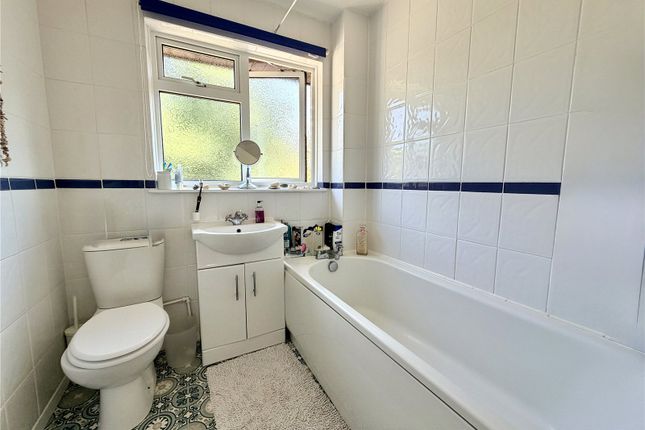 23, Ditchbury, Hampshire photo 4