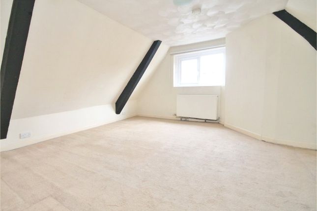 Tashinga Flat,, High Street, Bishops Waltham photo 4